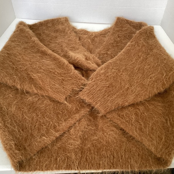 Sweaters - Ba&sh sweater size small NWT